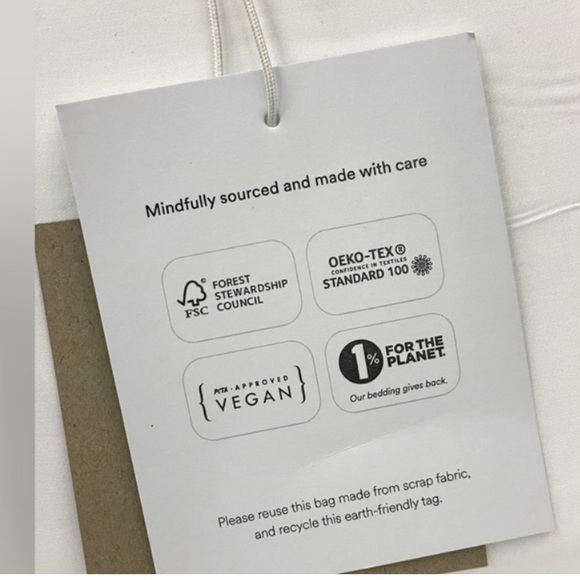 Ettitude Bamboo Lyocell Sheet Set - White (KING) - Picture 6 of 7